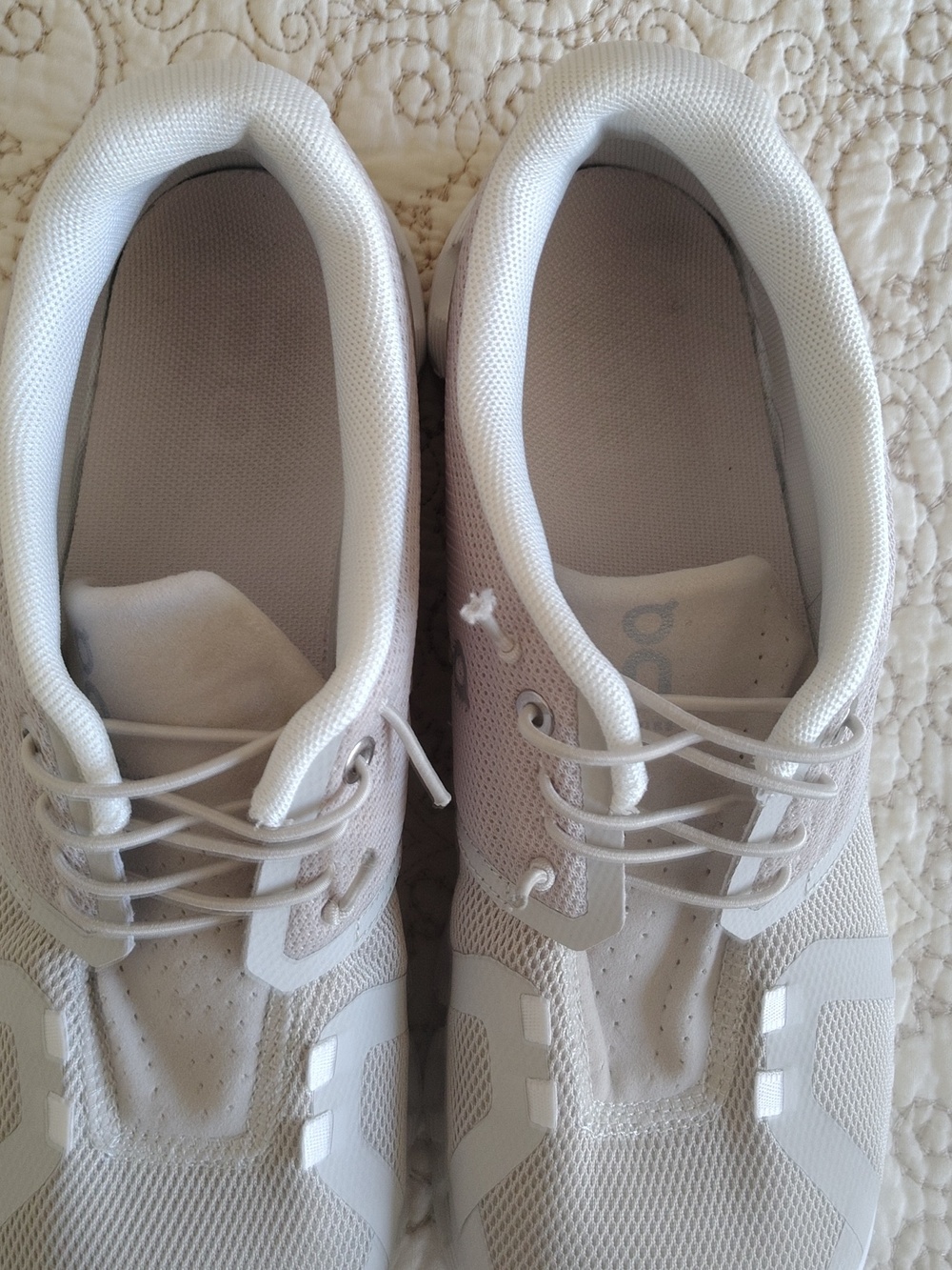 On cloud Cloudtec 5 Running Shoes M7/W9 - Picture 5 of 16